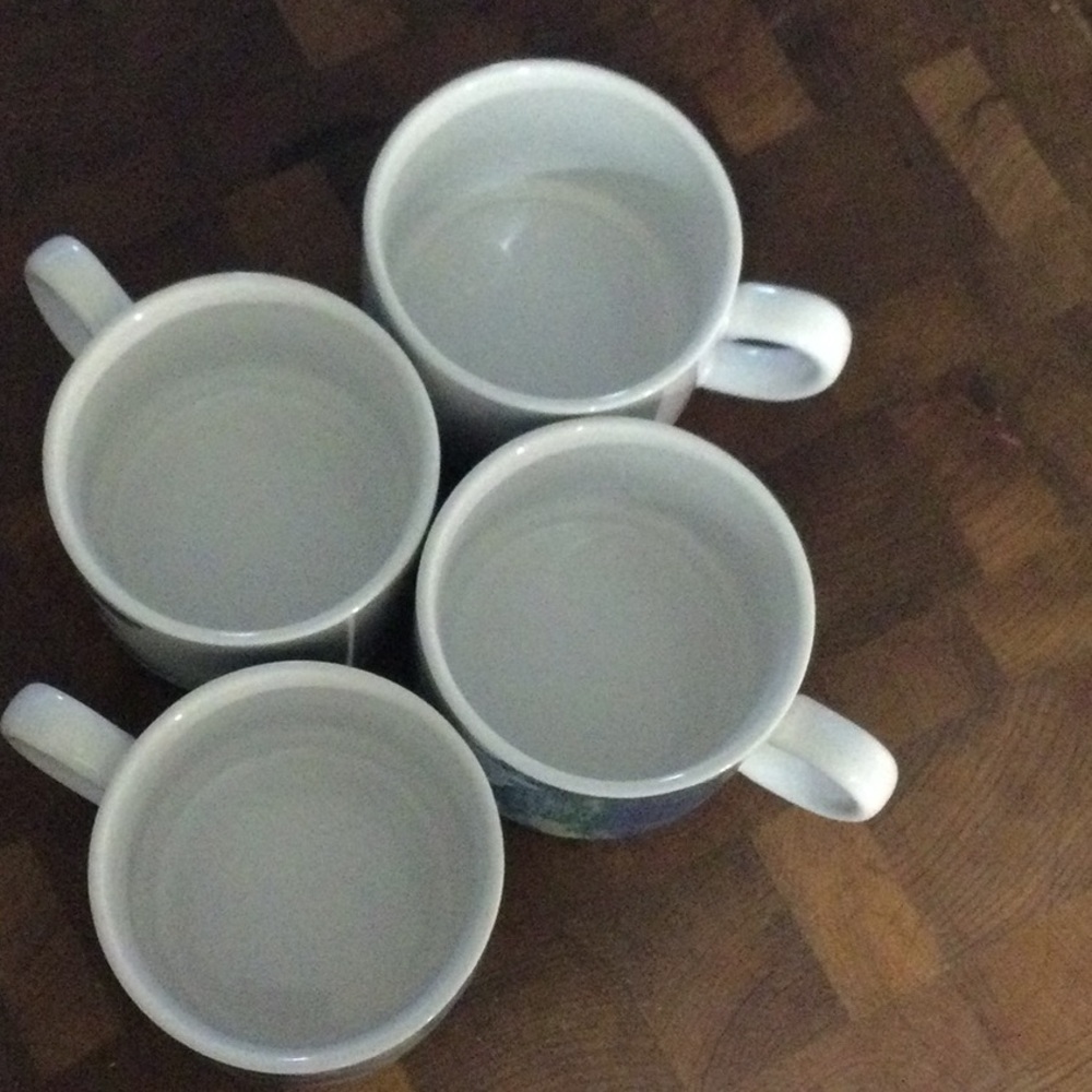 Stackable Tree Design Mugs - Blue and Green - Picture 5 of 7